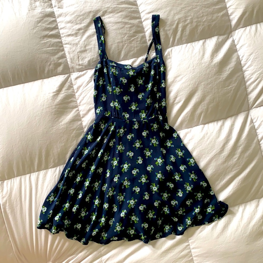 Abercrombie & Fitch navy floral smocked back dress